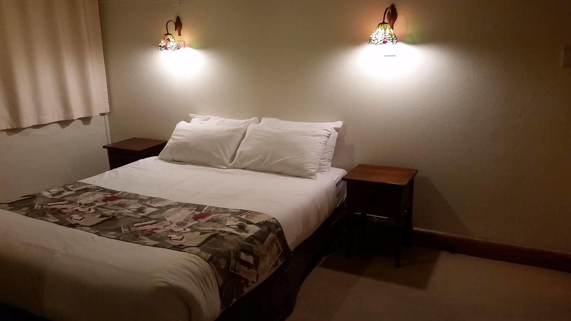 Whakatane Hotel מראה חיצוני תמונה