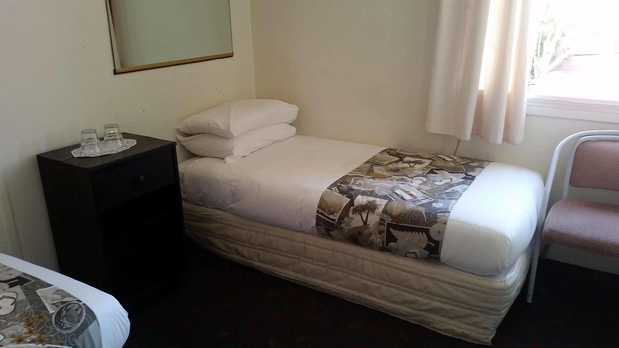 Whakatane Hotel מראה חיצוני תמונה