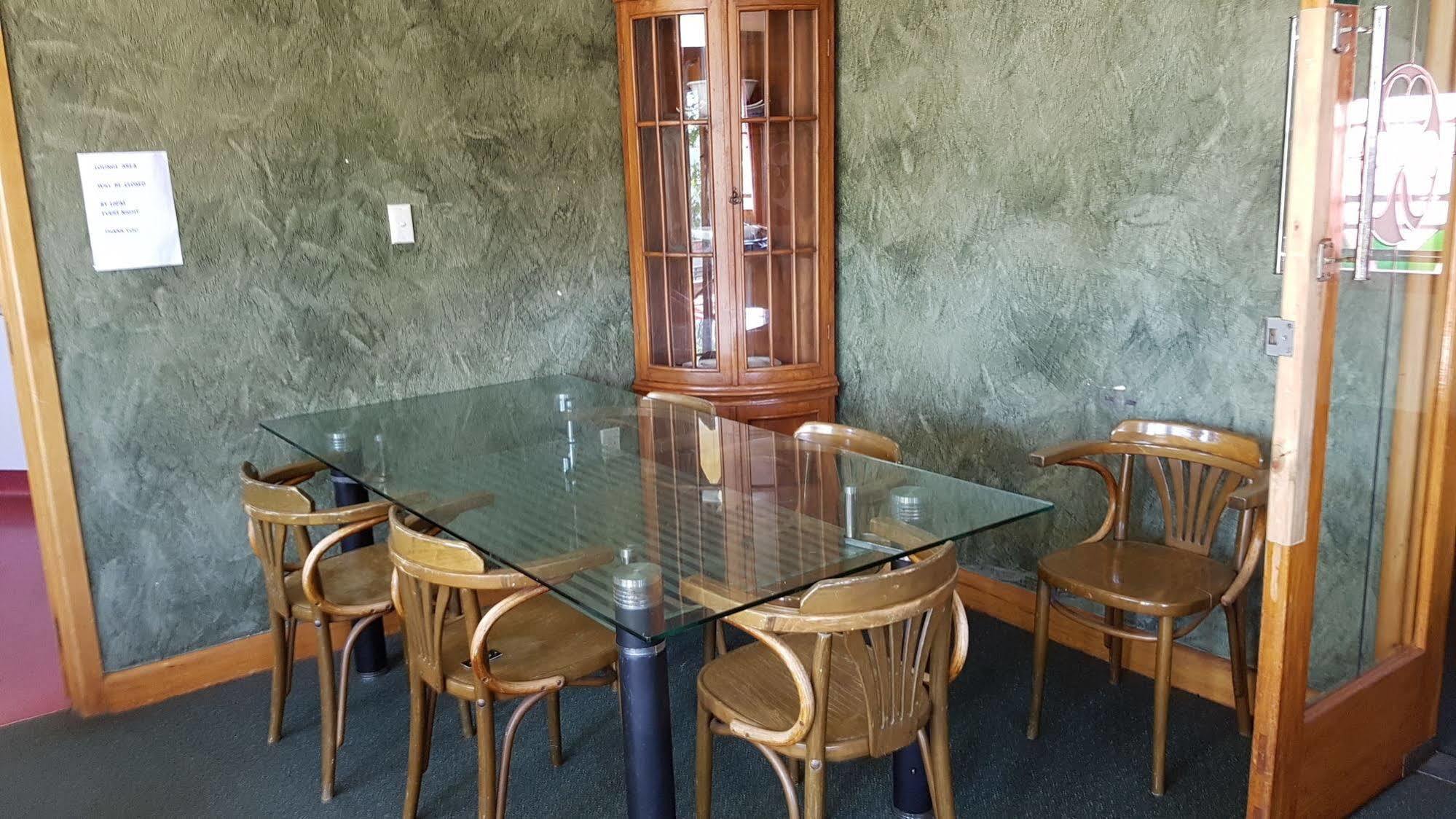 Whakatane Hotel מראה חיצוני תמונה